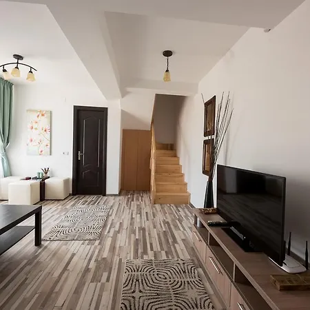 Onyx Mamaia *