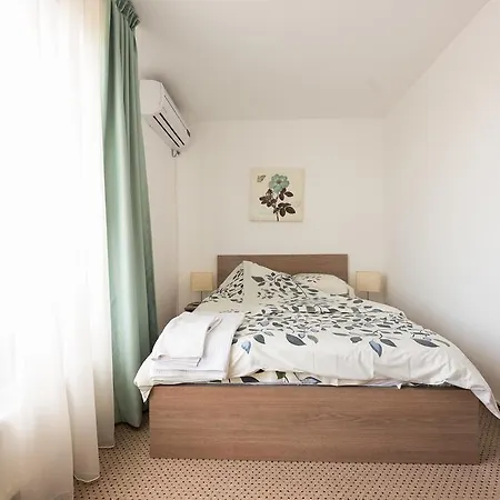 Villa Onyx Mamaia